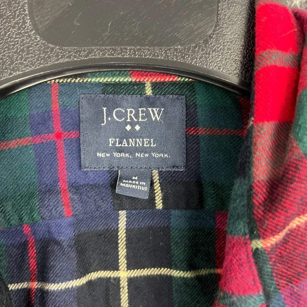 J. Crew Button Up Shirt Men Medium Red Green Flannel Plaid Long Sleeve Cotton M